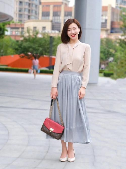 神秘妖怪水神秘妖怪水池尾巴哪里多